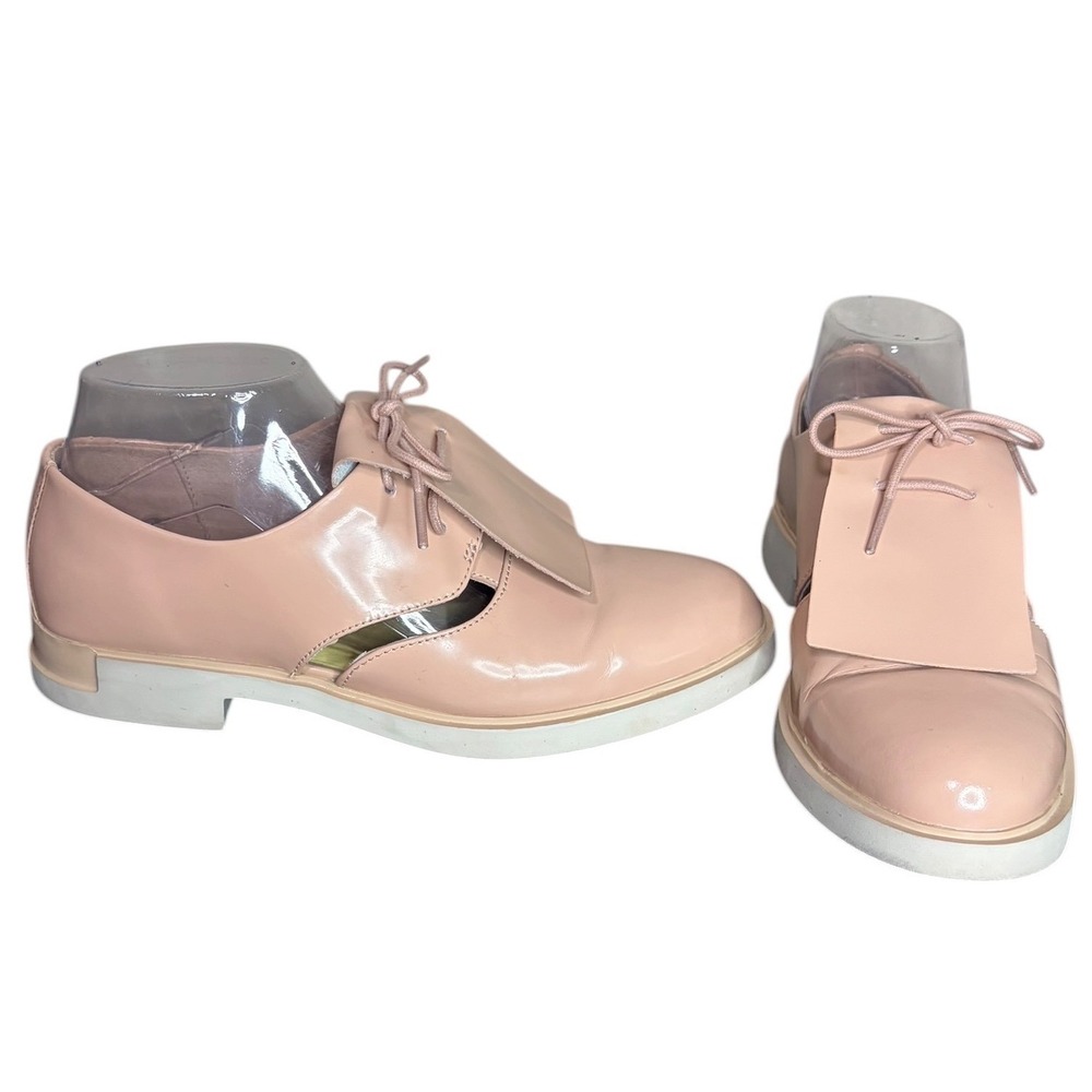 Camper Twins Pink Oxford Patent Leather‎ Cutout Women's Size 7.5